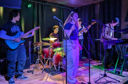 PXL_20240113_175633010.MP