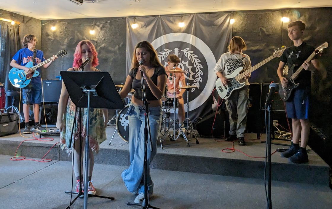 RHCP rehearsal Sept nl